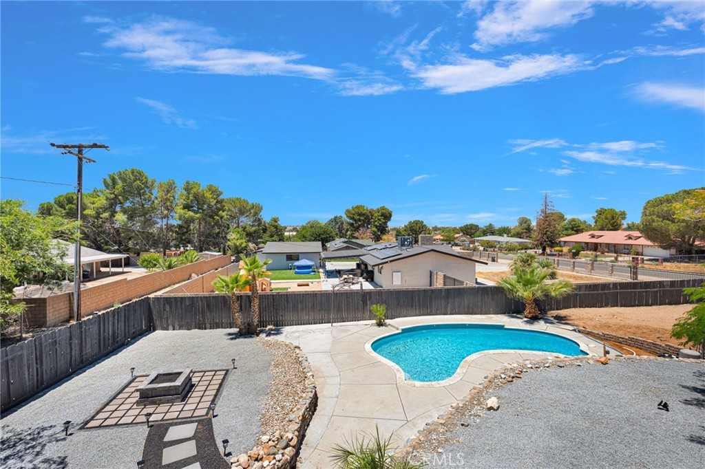 14204 Tehachapi Road Apple Valley, CA 92307 - Photo 37 of 72