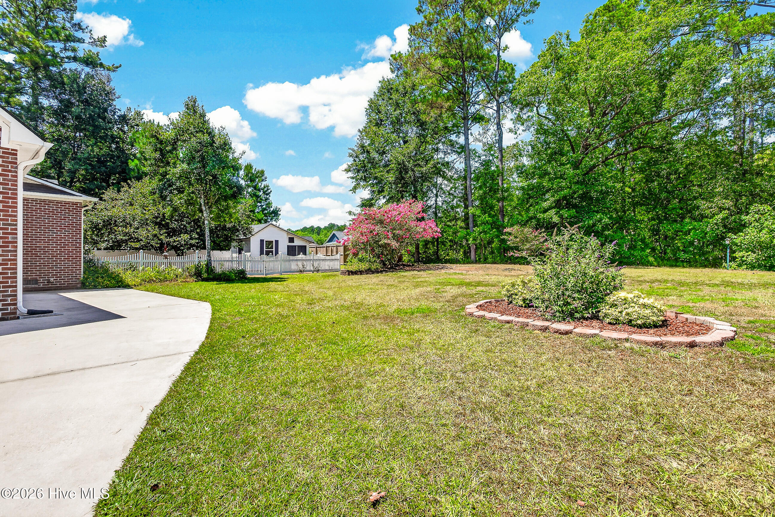 519 Carriage Lane Jacksonville, NC 28540 - Photo 32 of 45