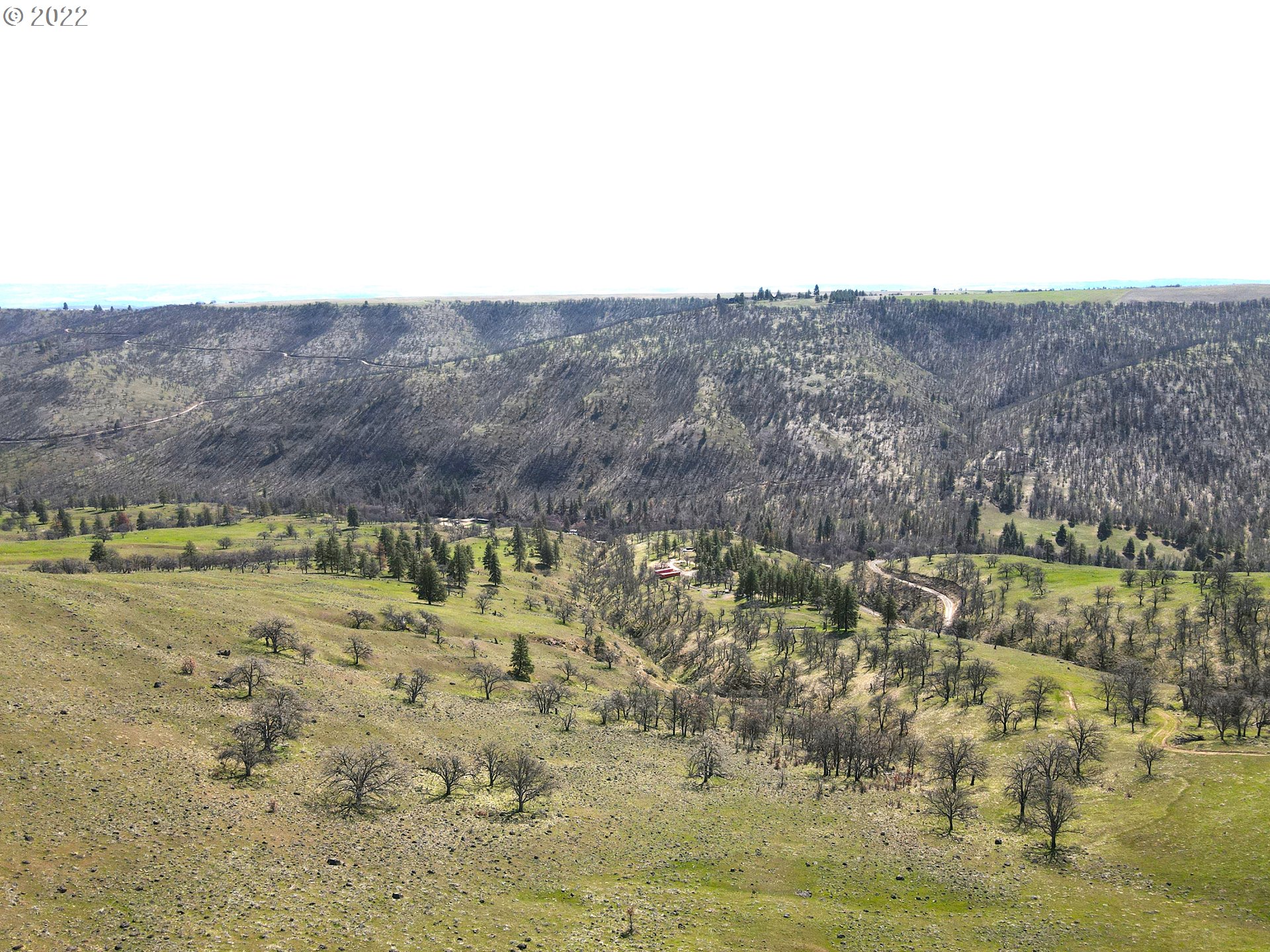 4837 Upper 5 Mile Road The Dalles, OR 97058 - Photo 12 of 15 Gallery Image 12
