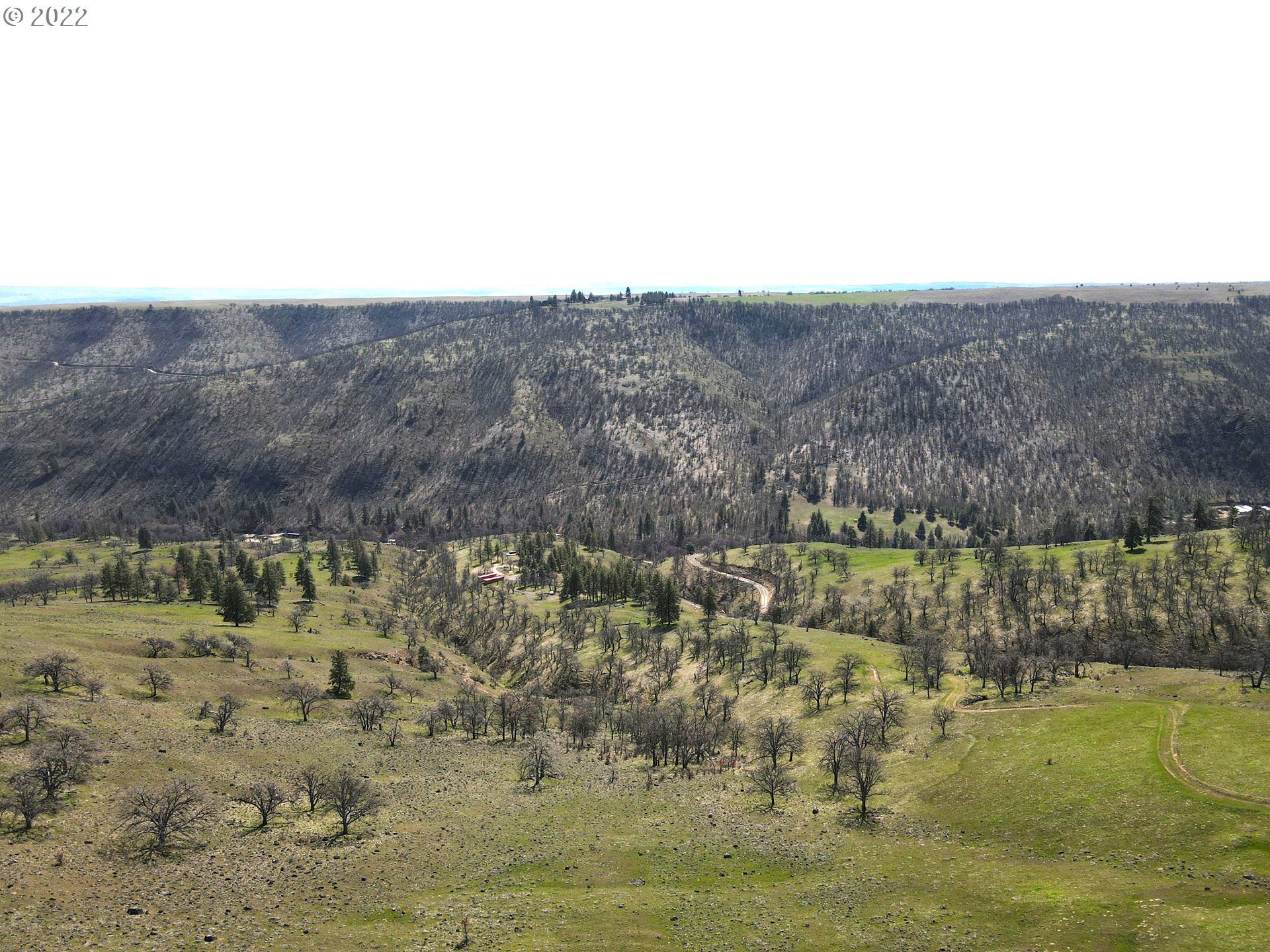 4837 Upper 5 Mile Road The Dalles, OR 97058 - Photo 13 of 15 Gallery Image 13