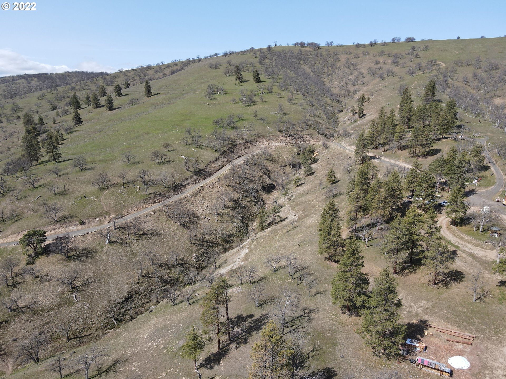 4837 Upper 5 Mile Road The Dalles, OR 97058 - Photo 8 of 15 Gallery Image 8