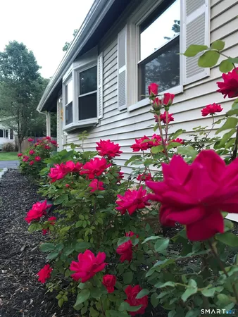 $319,000 | 32 Jackson Road, Enfield, CT 06082