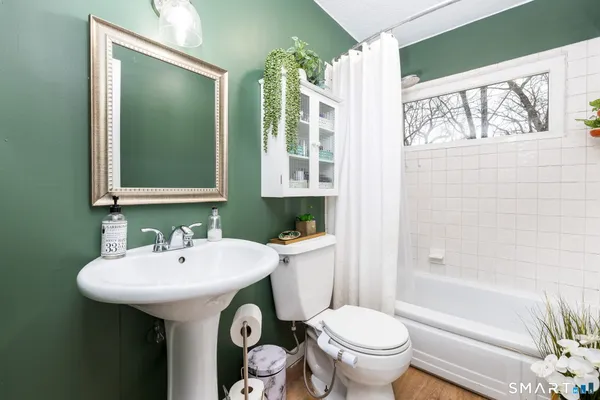 $319,000 | 32 Jackson Road, Enfield, CT 06082