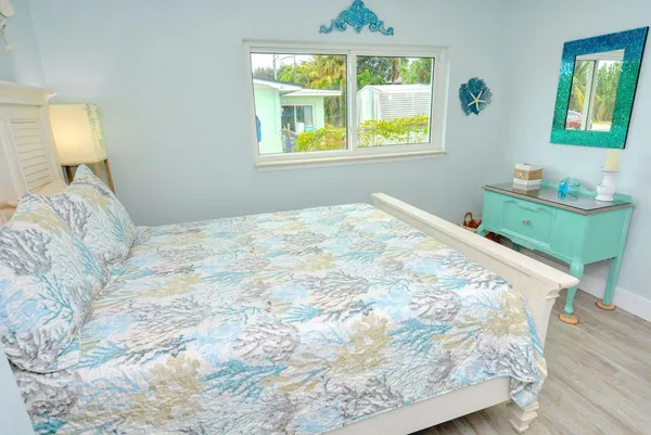 $3,000 | 1315 Northeast Flora Place, Jensen Beach, FL 34957