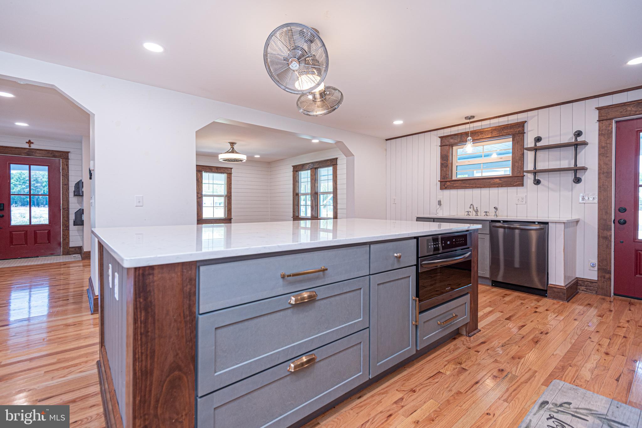 10850 Cathell Road Berlin, MD 21811 - Photo 96 of 118 Kitchen island