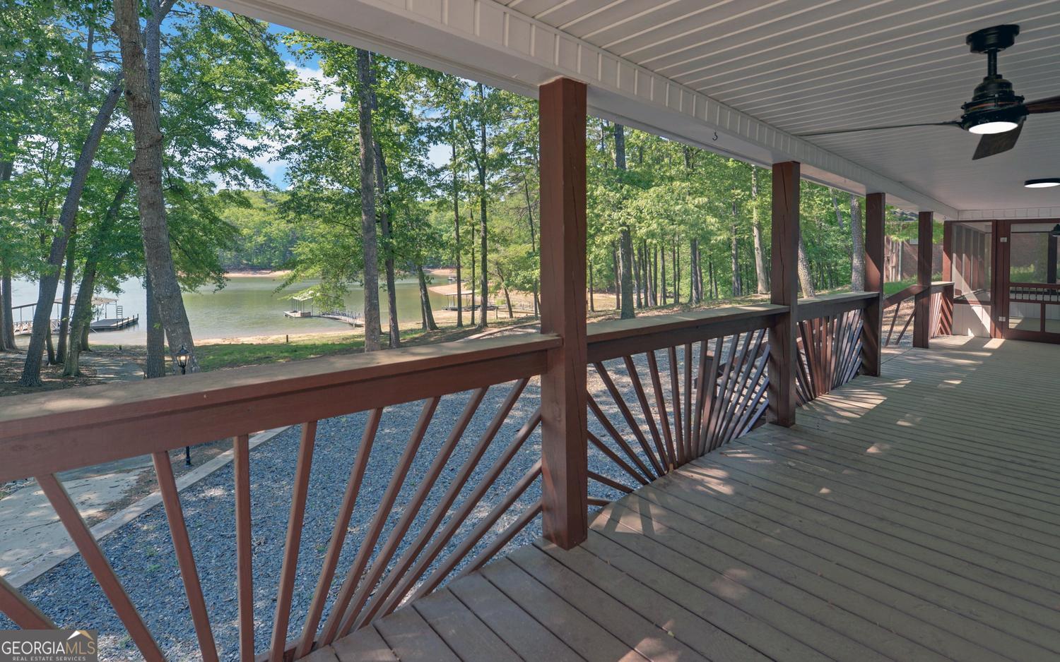 123 Ridgemore Circle Toccoa, GA 30577 - Photo 7 of 32
