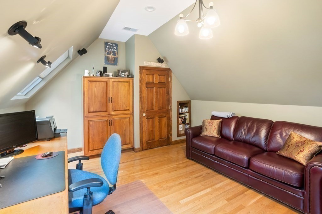 19 Washington Drive Acton, MA 01720 - Photo 28 of 36