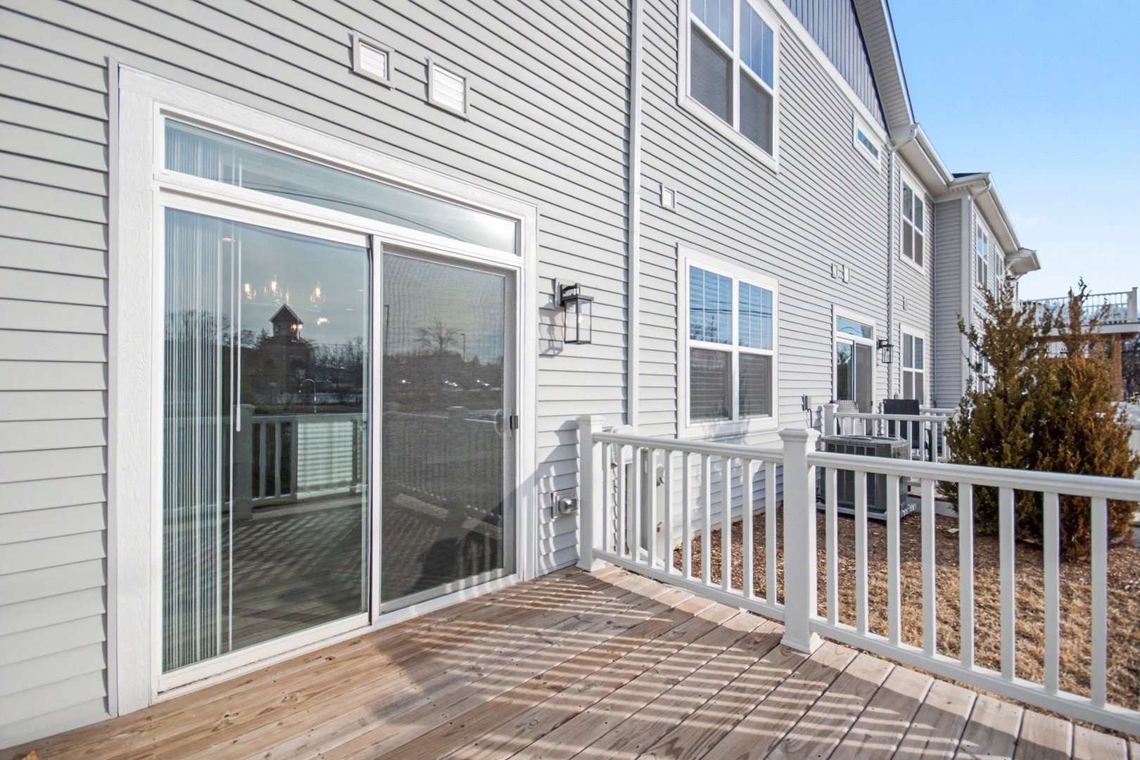 253 Masters Drive Addison, IL 60101 - Photo 13 of 15 a view of a brick house with a large window