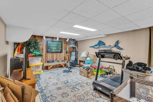 $342,000 | 2720 Southwest College Avenue, Topeka, KS 66611