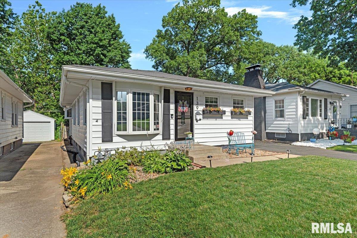 139 North Illinois Street Springfield, IL 62702 - Photo 3 of 32