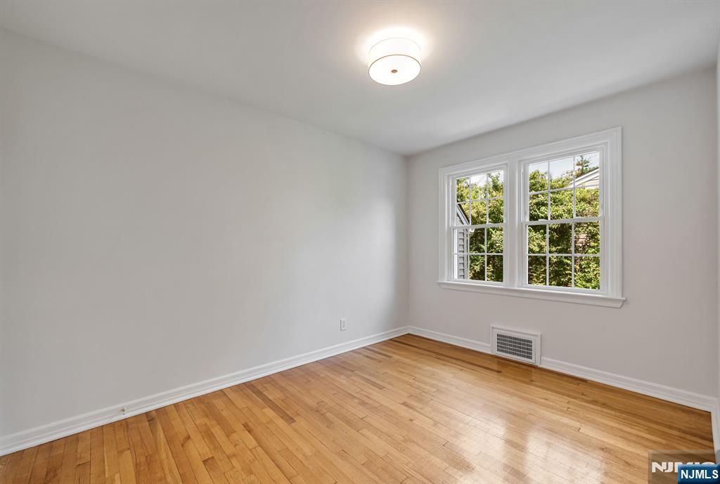 79 Highland Road Glen Rock, NJ 07452 - Photo 15 of 28