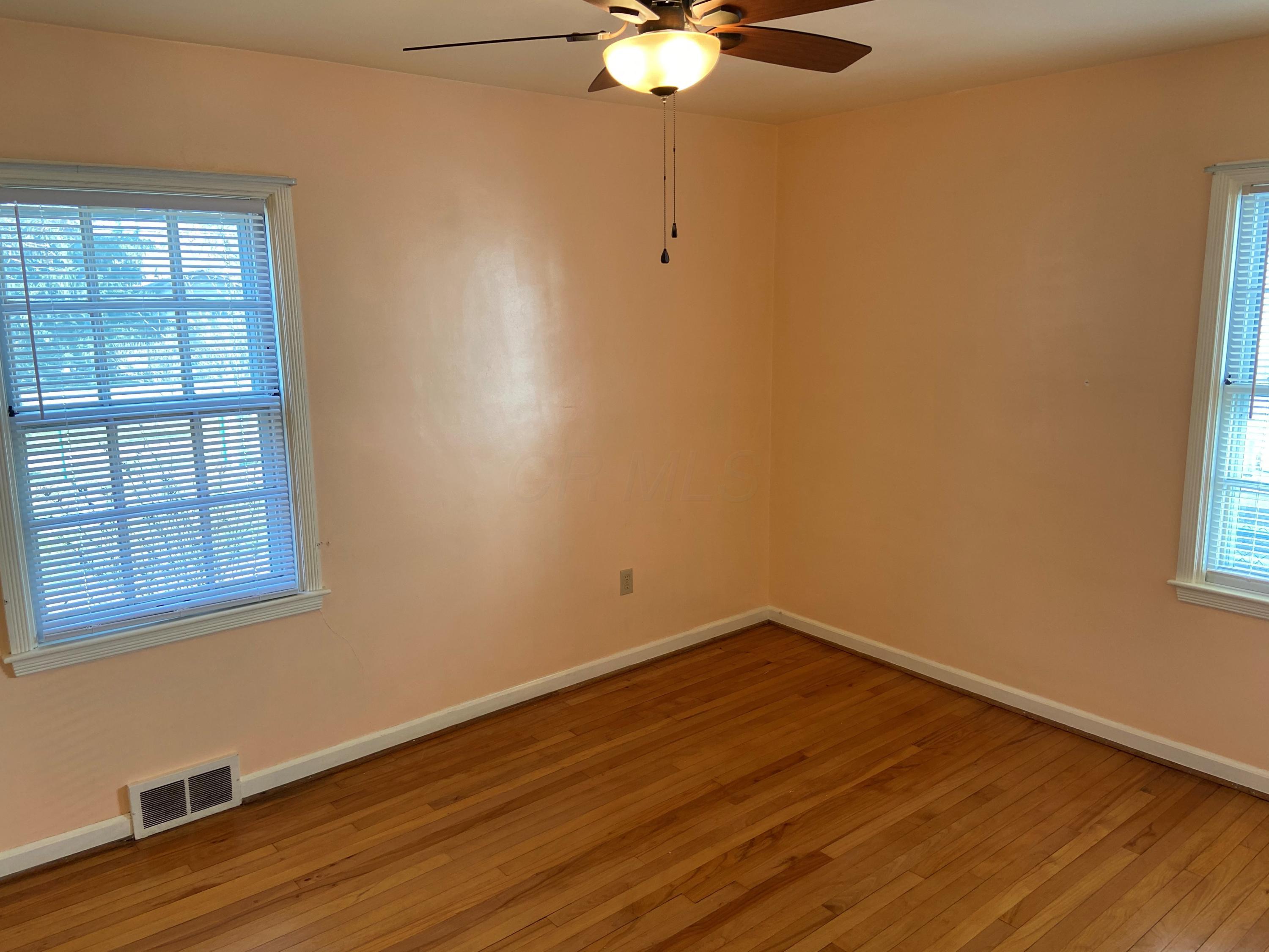 651 South James Road Columbus, OH 43209 - Photo 14 of 26 Gallery Image 14