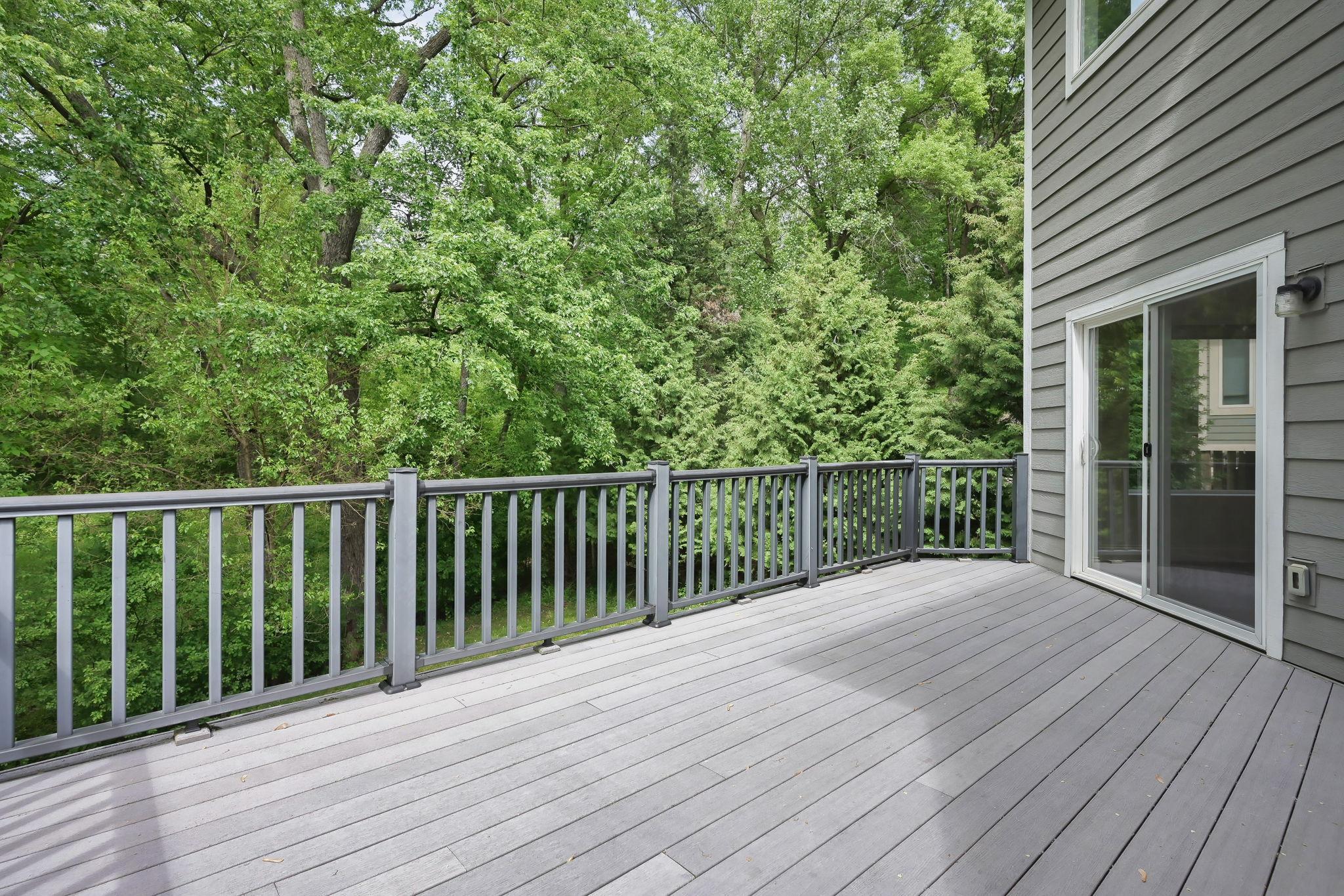 14714 Woodhaven Road Minnetonka, MN 55345 - Photo 22 of 54
