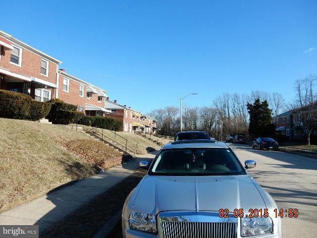 5222 Hillwell Road Baltimore, MD 21229 - Photo 2 of 14 Exterior (General)