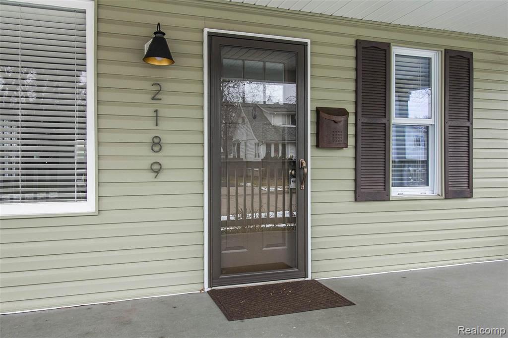 2189 Franklin Road Berkley, MI 48072 - Photo 6 of 43