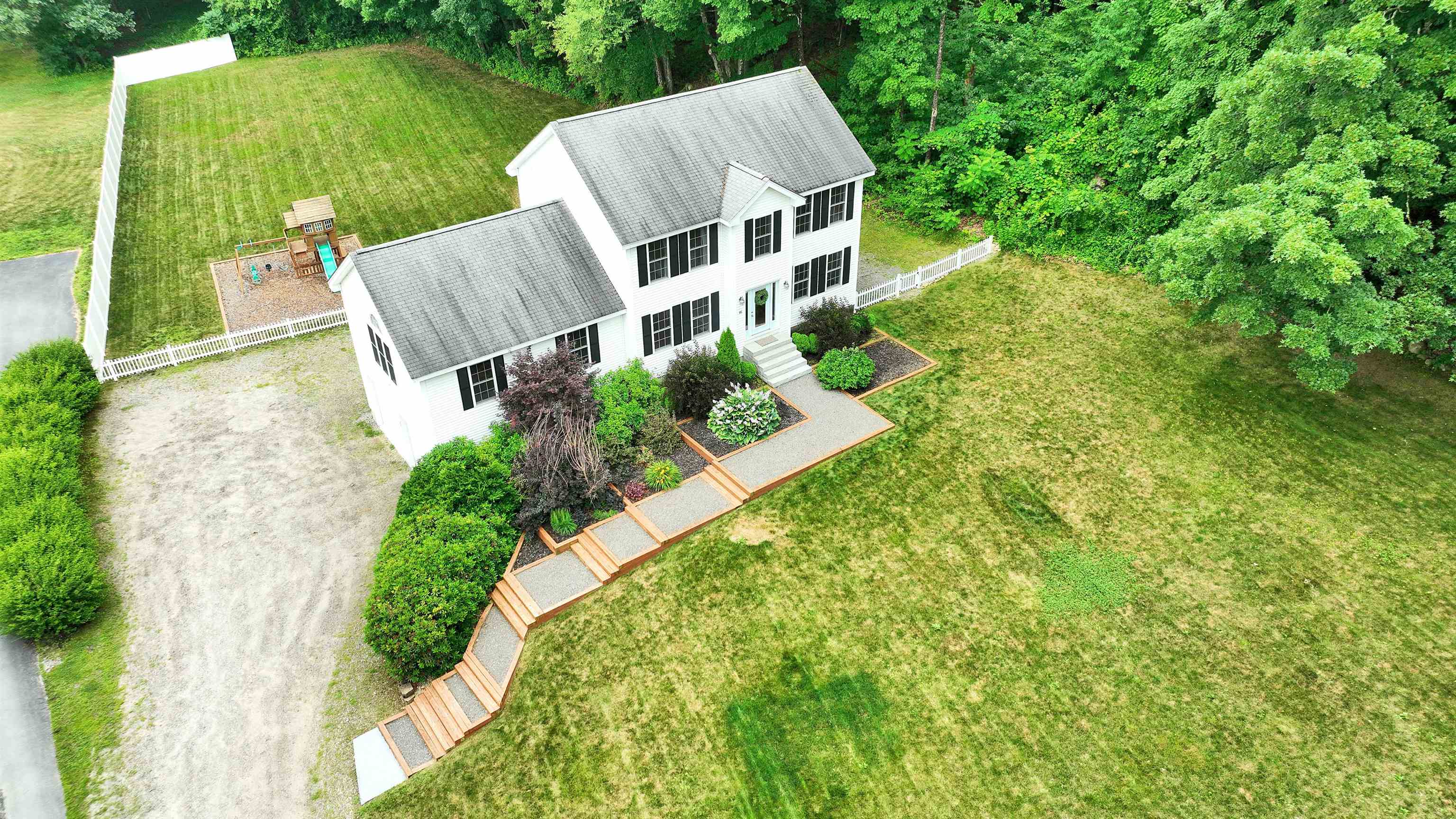 86 Center Road Milford, NH 03055 - Photo 2 of 36