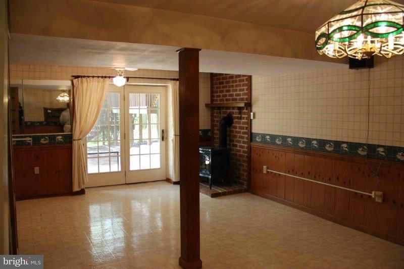 1588 Springville Road New Holland, PA 17557 - Photo 12 of 25 Gallery Image 12