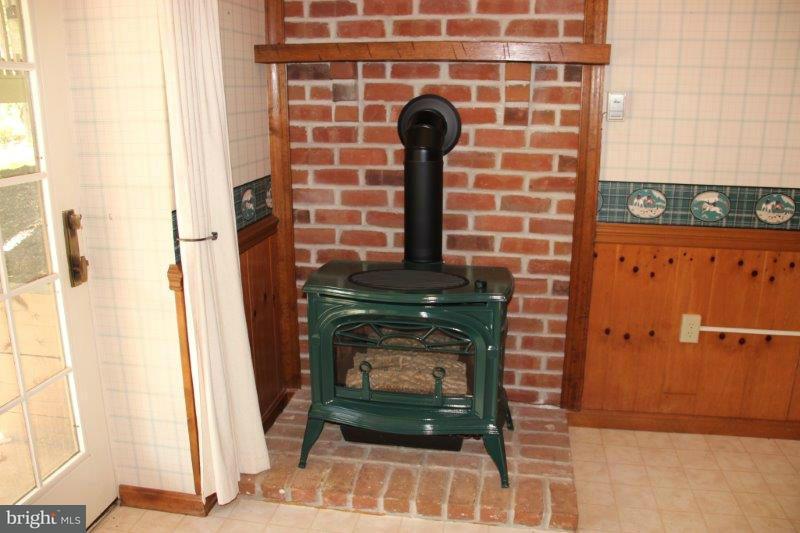 1588 Springville Road New Holland, PA 17557 - Photo 15 of 25 Gallery Image 15
