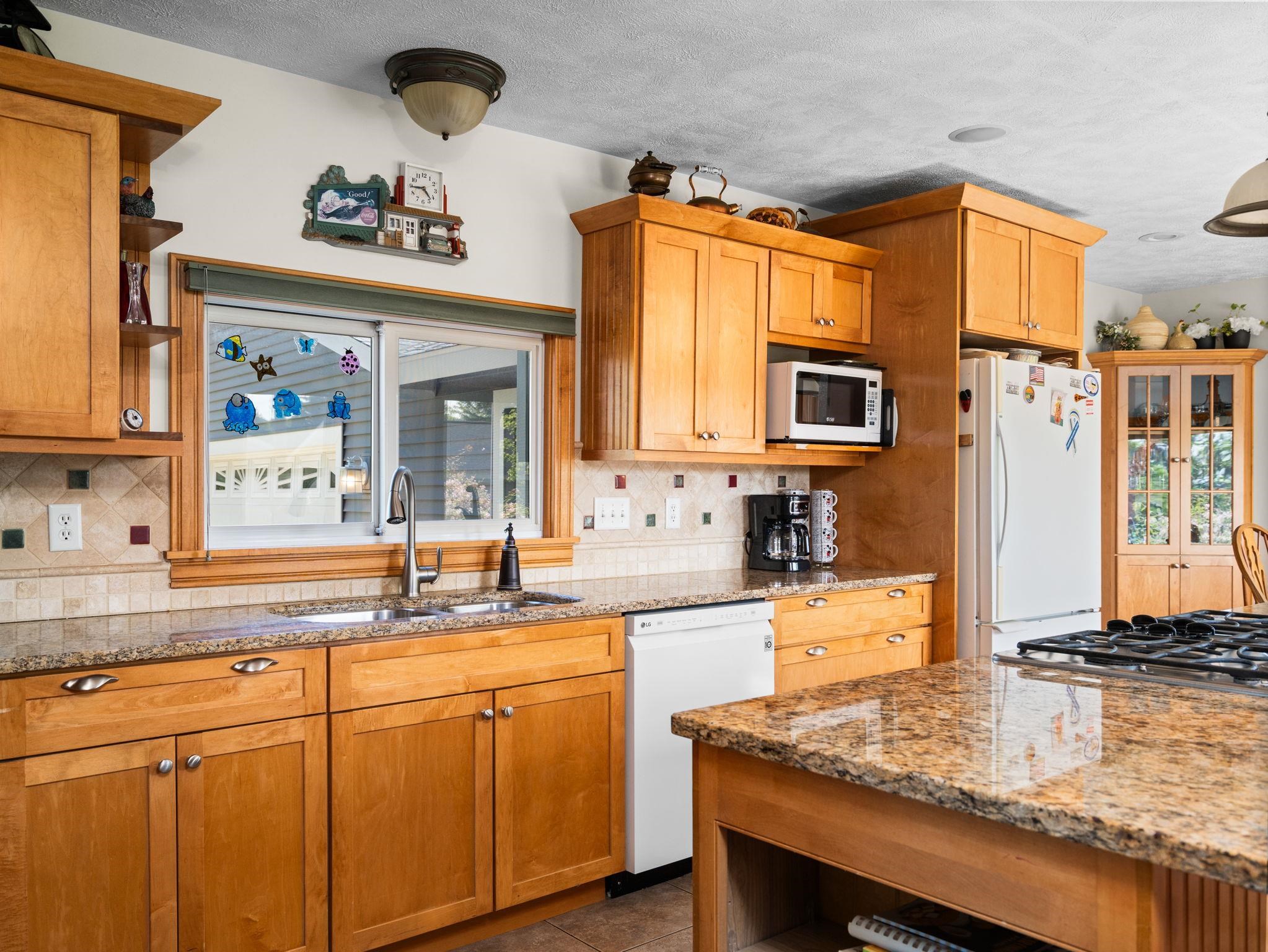 4223 Vance Road Traverse City, MI 49685 - Photo 7 of 34