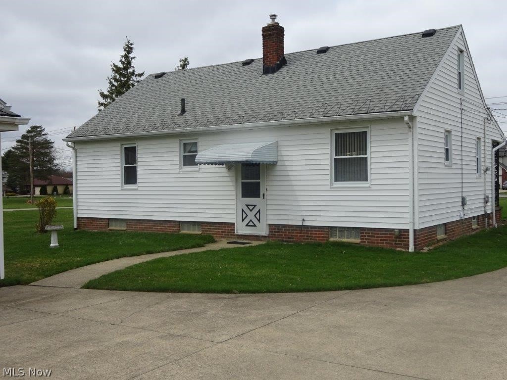 14219 Sprague Road Strongsville, OH 44136 - Photo 4 of 29 Gallery Image 4