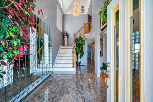 $1,548,888 | 133 Wentworth Avenue, Albertson, NY 11507