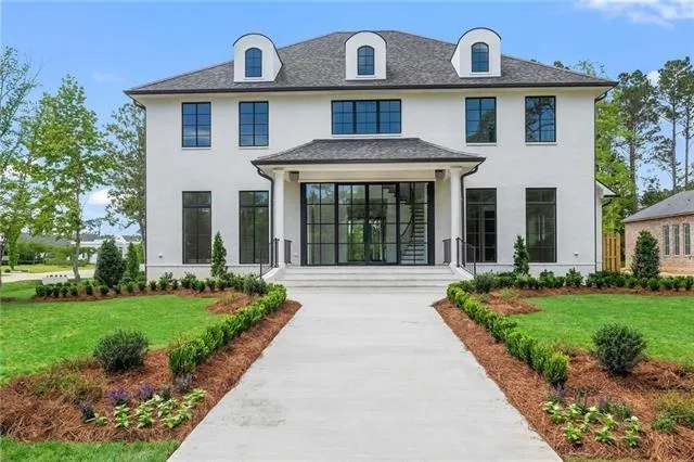 $2,250,000 | 136 Linnette Lane, Mandeville, LA 70471