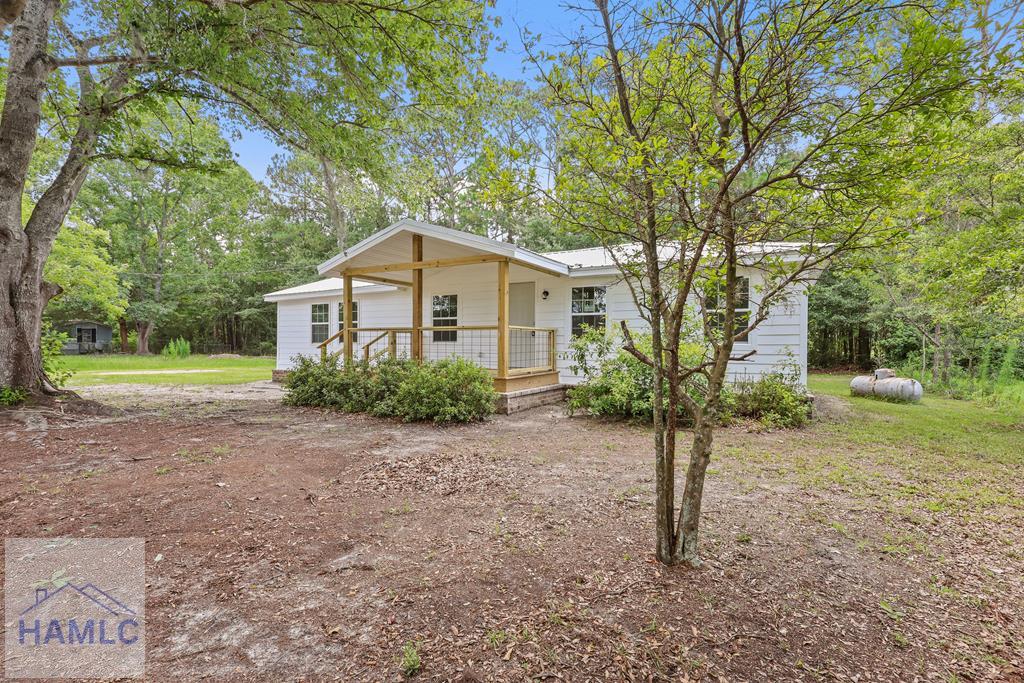 2154 Black Road Darien, GA 31305 - Photo 1 of 1 Main View