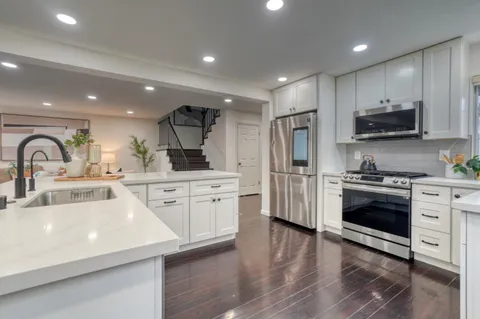$1,995,000 | 15 Amy Drive, San Mateo, CA 94403