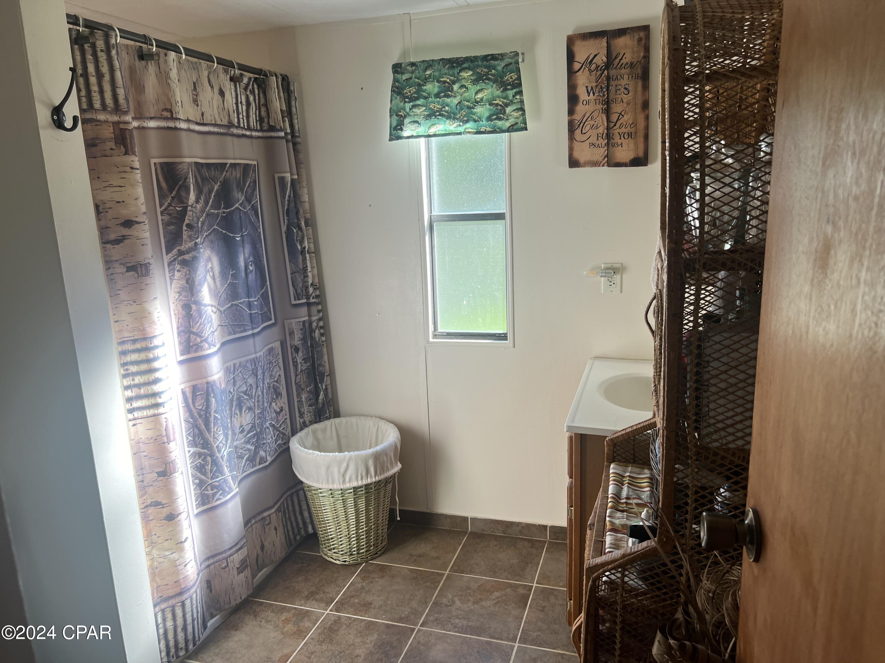 7633 Parramore Road Sneads, FL 32460 - Photo 6 of 12
