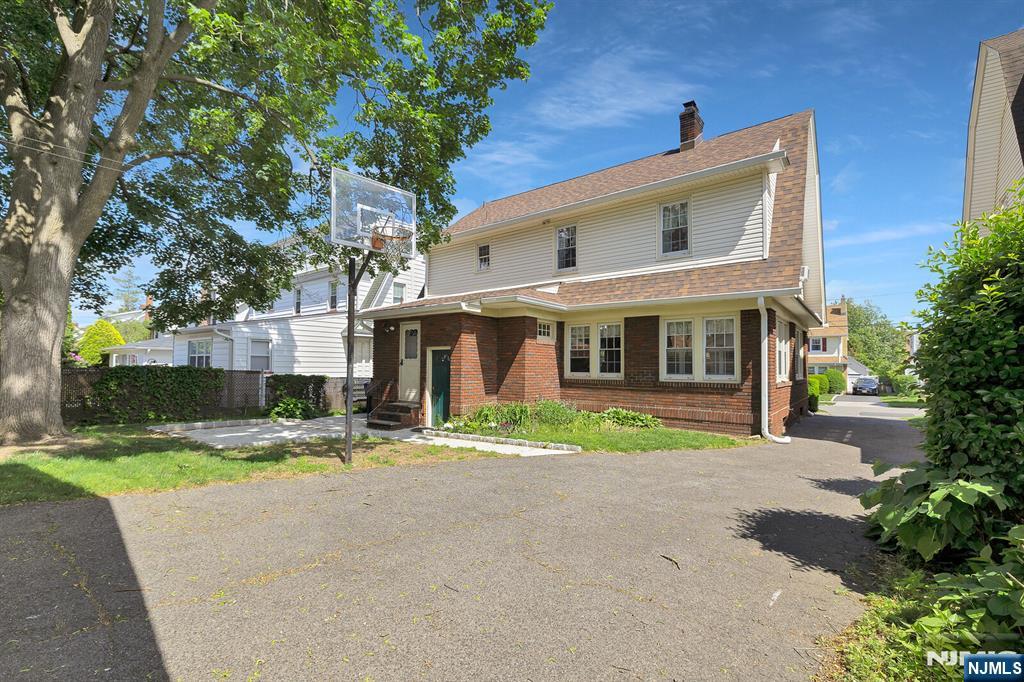 106 Maple Street Rutherford, NJ 07070 - Photo 43 of 50