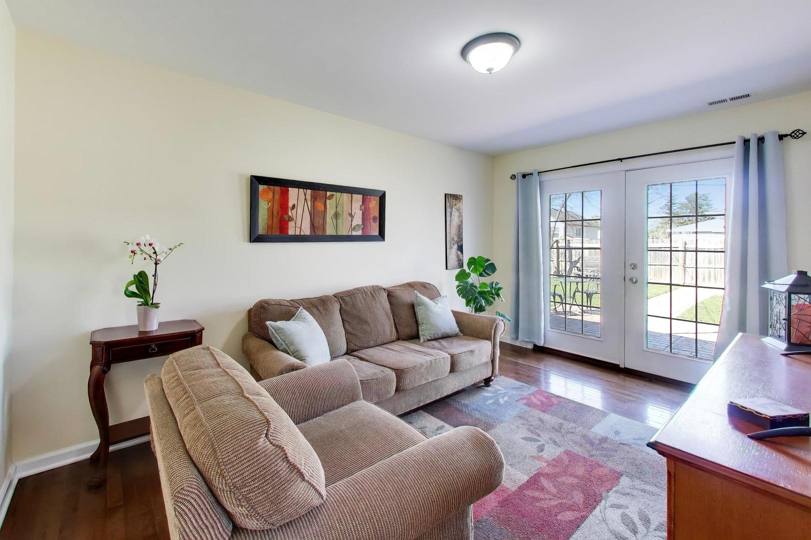 8324 44th Place Lyons, IL 60534 - Photo 10 of 28