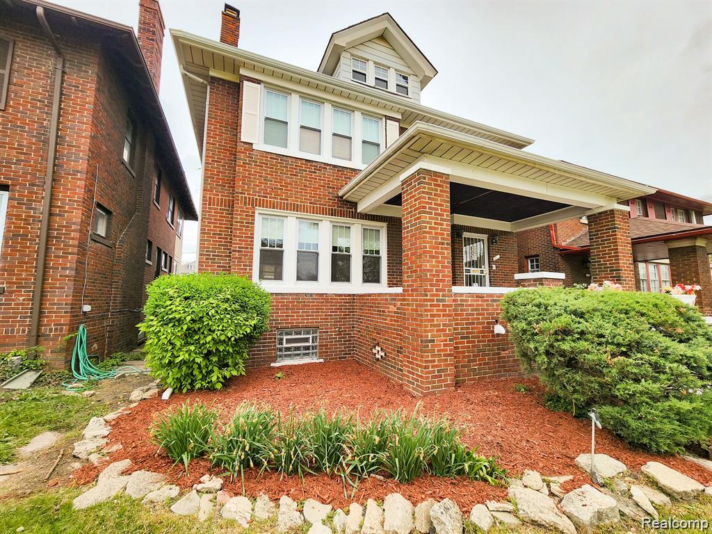 1612 Atkinson Street Detroit, MI 48206 - Photo 2 of 61