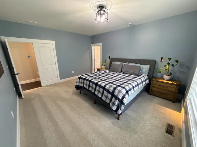 $524,900 | 1041 Nicholas Lane, Ellettsville, IN 47429