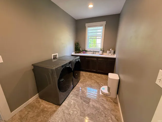 $524,900 | 1041 Nicholas Lane, Ellettsville, IN 47429