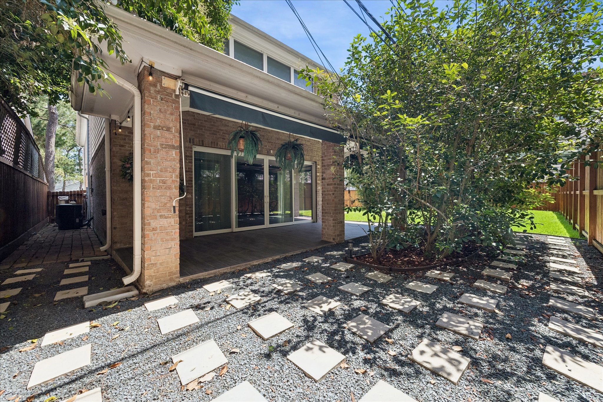 14855 Perthshire Road Houston, TX 77079 - Photo 40 of 43