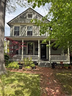 $535,000 | 101 Jayne Avenue, Patchogue, NY 11772