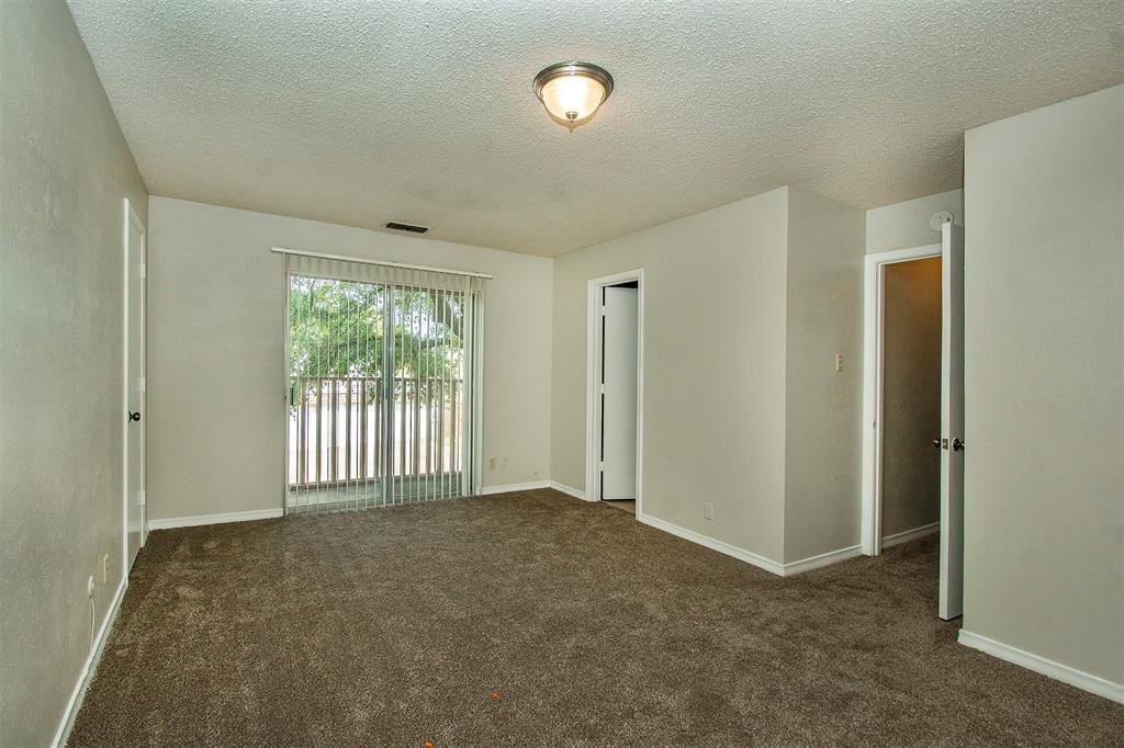 12831 Pandora Drive Dallas, TX 75238 - Photo 20 of 25 Primary Bedroom