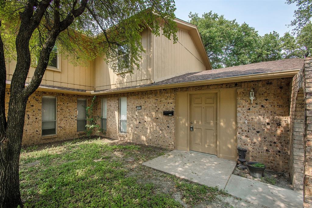 12831 Pandora Drive Dallas, TX 75238 - Photo 4 of 25 12833 on right