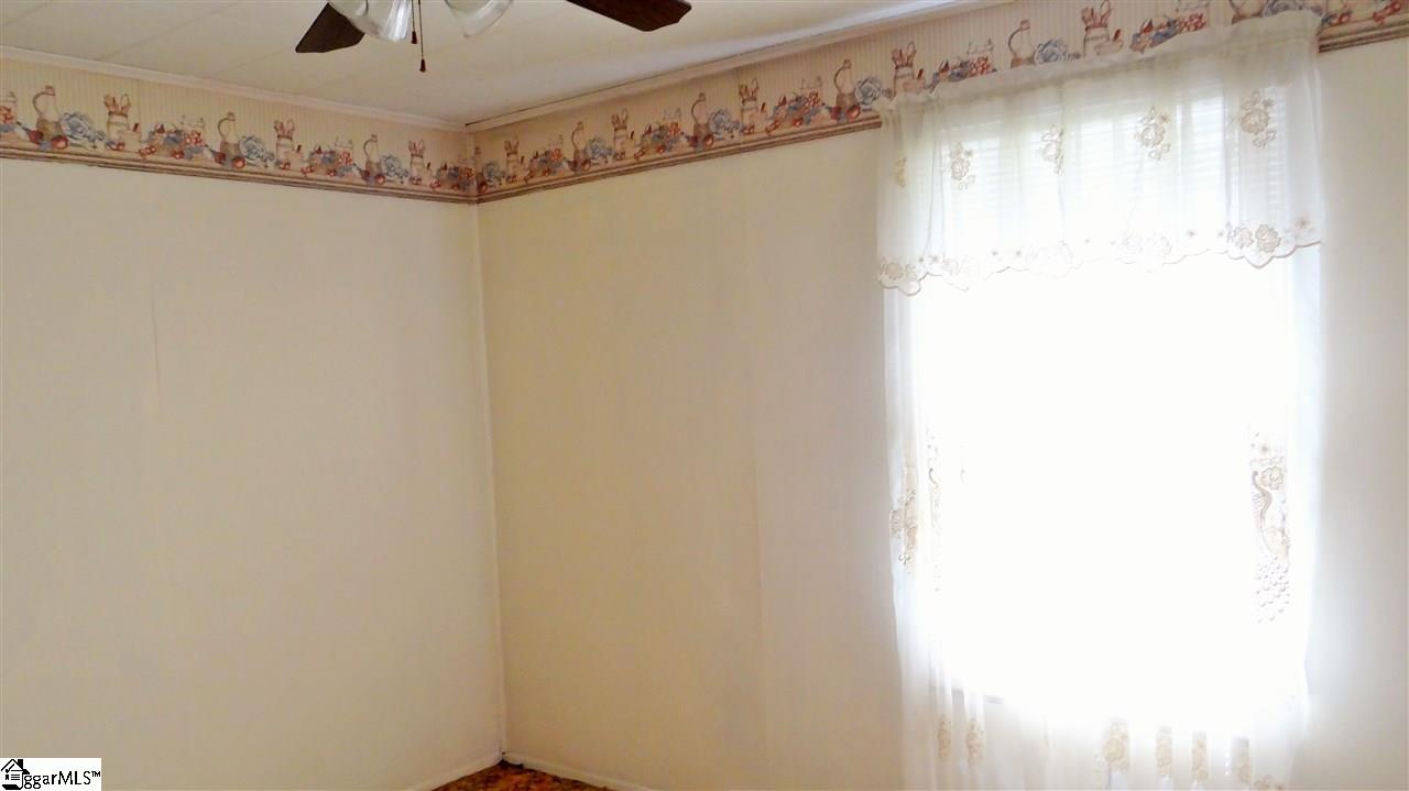 8 McCollough Road Piedmont, SC 29673 - Photo 17 of 31