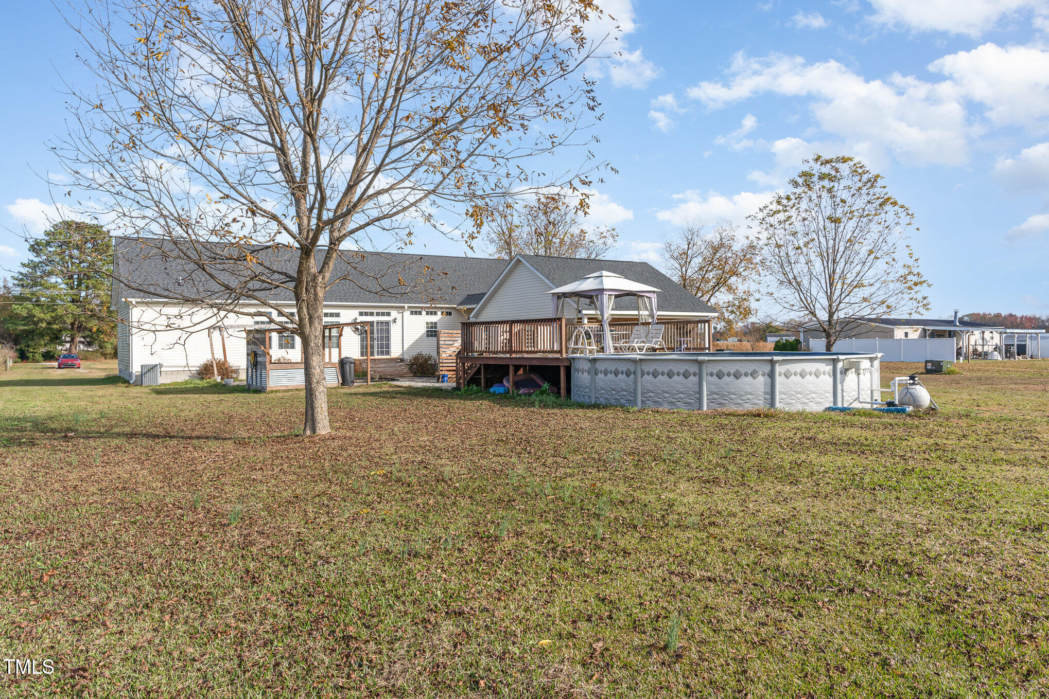 841 Crows Foot Road Mount Olive, NC 28365 - Photo 26 of 29 027_file_631