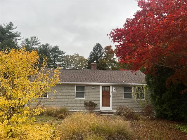 $598,000 | 35 Willard Street, Wareham, MA 02571