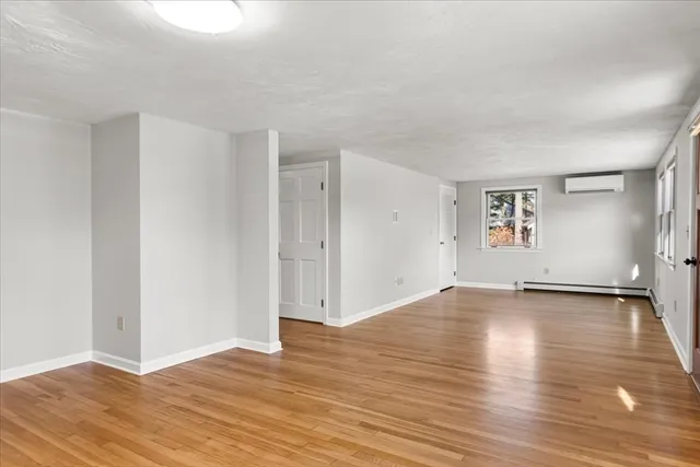 $598,000 | 35 Willard Street, Wareham, MA 02571