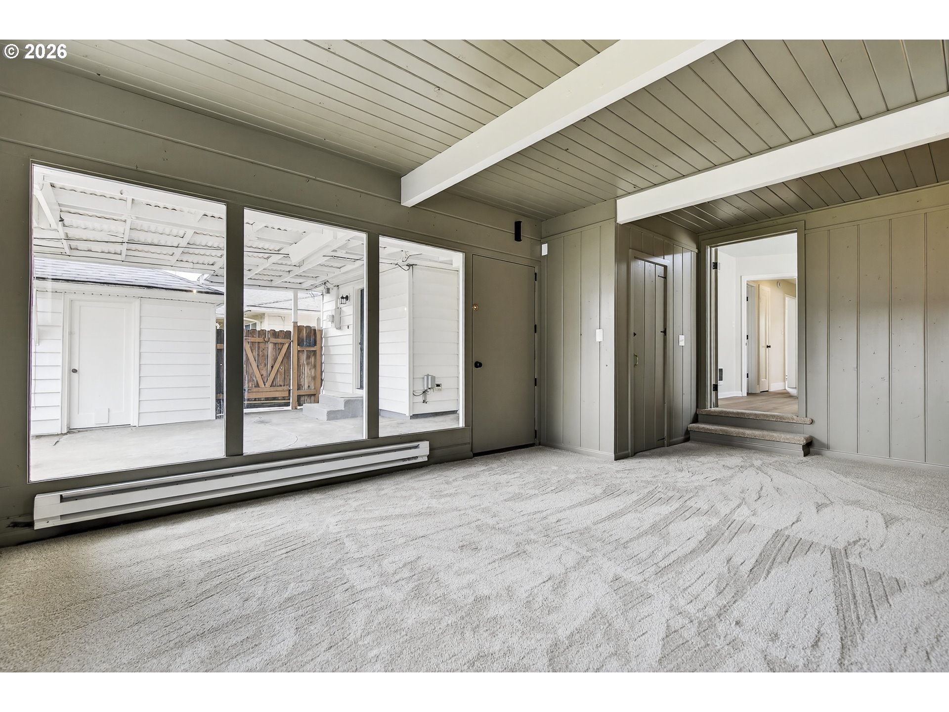 520 24th Avenue Longview, WA 98632 - Photo 28 of 37 a view of a room with an empty room