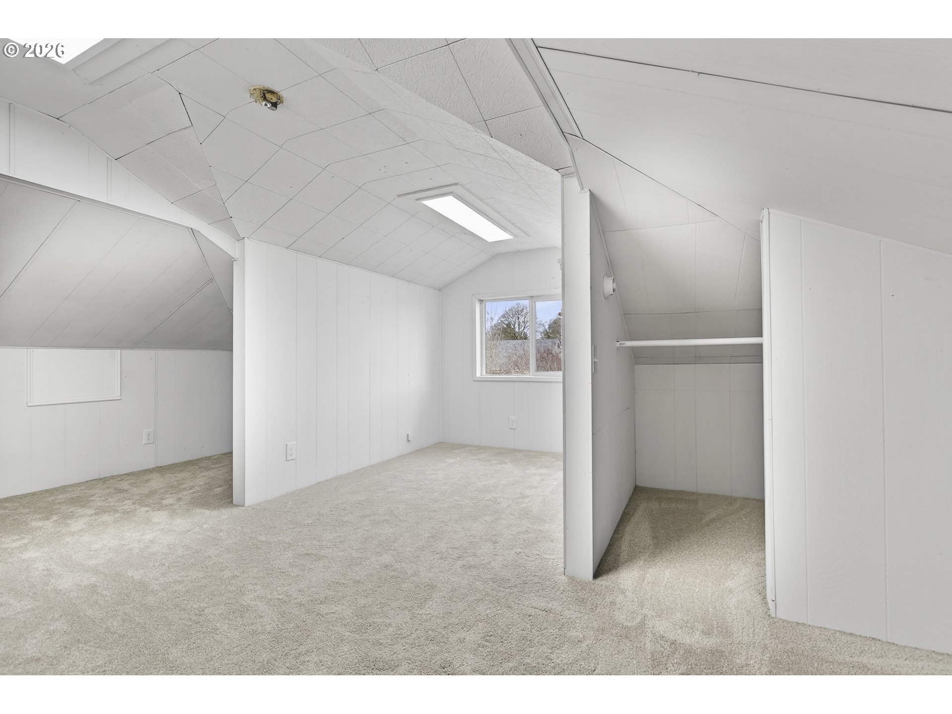 520 24th Avenue Longview, WA 98632 - Photo 29 of 37 a view of an empty room