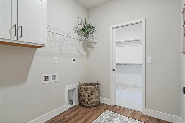 $487,558 | 18375 West 205th Terrace, Spring Hill, KS 66083