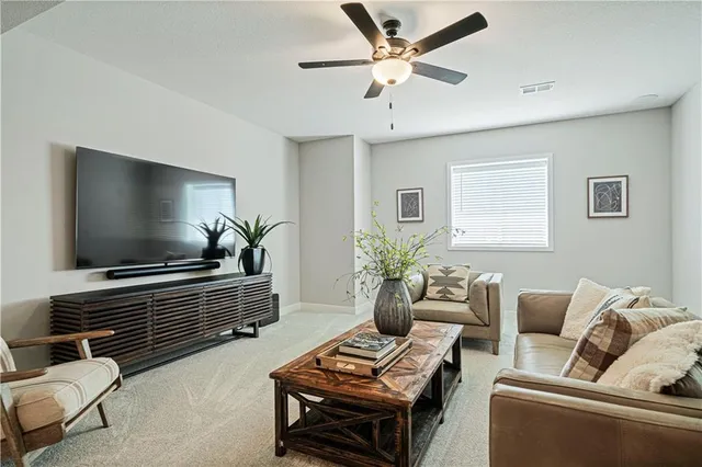 $487,558 | 18375 West 205th Terrace, Spring Hill, KS 66083