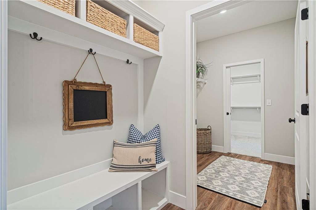 18375 West 205th Terrace Spring Hill, KS 66083 - Photo 7 of 44