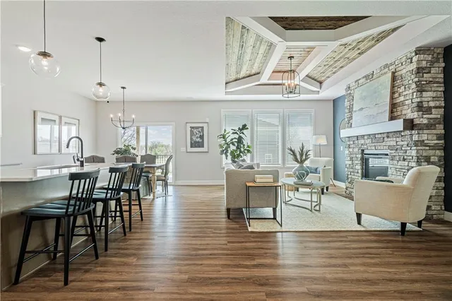 $487,558 | 18375 West 205th Terrace, Spring Hill, KS 66083