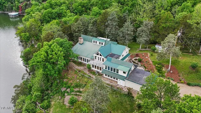 $1,000,000 | 651 Rangewood Road, Piney Flats, TN 37686