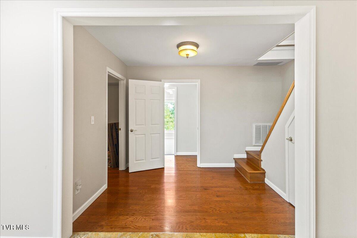 651 Rangewood Road Piney Flats, TN 37686 - Photo 14 of 184 118-101-128A8433